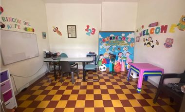 Se vende - permuta casa amplia de una planta Barrio Obrero Palmira