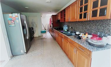 Casa en venta precio de oportunidad El Poblado - El Campestre