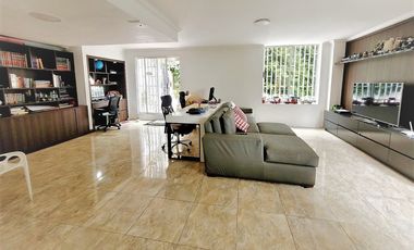 Casa en venta precio de oportunidad El Poblado - El Campestre