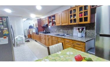 Casa en venta precio de oportunidad El Poblado - El Campestre