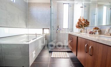 Casa para venta en Cajica Oikos Savanna conjunto Palos Verdes