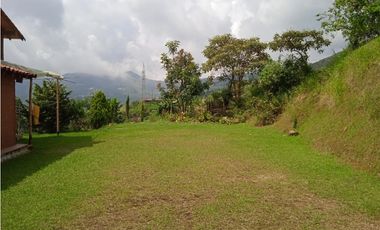 Finca en venta con vista a la piedra de El Peñol - Vereda La Hélida