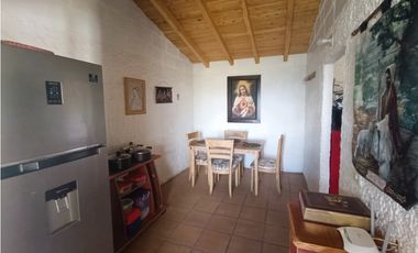 Finca en venta con vista a la piedra de El Peñol - Vereda La Hélida