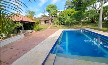 En Venta Casa Campestre en Conjunto Cerrado La Mesa