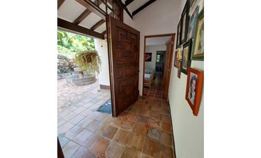 En Venta Casa Campestre en Conjunto Cerrado La Mesa