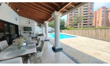 Vendo lujosa Casa en El Poblado, Medellín
