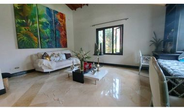 Vendo lujosa Casa en El Poblado, Medellín