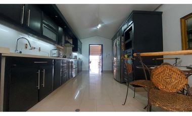 Vendo lujosa Casa en El Poblado, Medellín