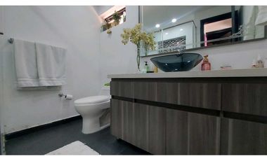 Vendo lujosa Casa en El Poblado, Medellín