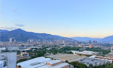 Amoblado Increíble vista piso 23 Sabaneta - Medellín