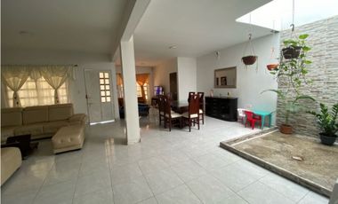 Se vende casa bifamiliar de dos pisos más terraza Mirriñaito Palmira