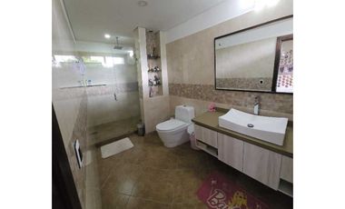 VENTA HERMOSA CASA CAMPESTRE VIA ARMENIA PEREIRA