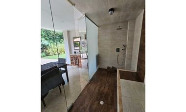 VENTA HERMOSA CASA CAMPESTRE VIA ARMENIA PEREIRA