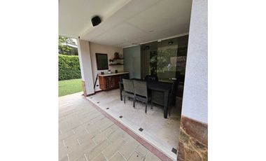 VENTA HERMOSA CASA CAMPESTRE VIA ARMENIA PEREIRA