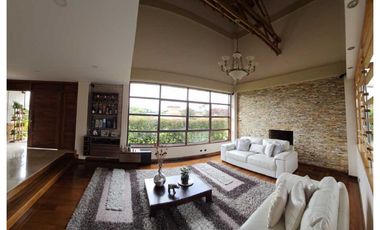 VENTA HERMOSA CASA CAMPESTRE VIA ARMENIA PEREIRA