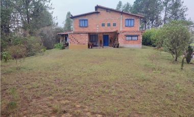 Lote en venta Guarne Antioquia sector vellavista para parcelar 7.6 HA