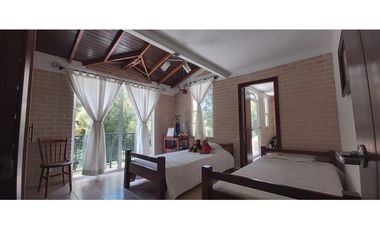 VENTA CASA CAMPESTRE CON HERMOSA VISTA TRIBUNAS PEREIRA