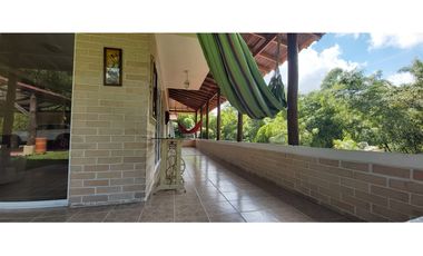 VENTA CASA CAMPESTRE CON HERMOSA VISTA TRIBUNAS PEREIRA
