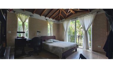 VENTA CASA CAMPESTRE CON HERMOSA VISTA TRIBUNAS PEREIRA