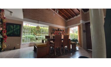 VENTA CASA CAMPESTRE CON HERMOSA VISTA TRIBUNAS PEREIRA