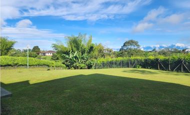 VENTA HERMOSA CASA CAMPESTRE - SECTOR TRIBUNAS VIA ARMENIA - PEREIRA