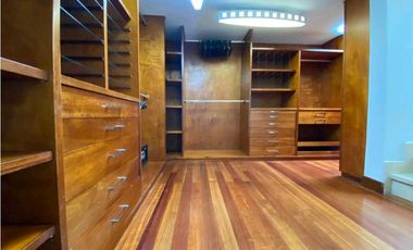 Mejor imposible Arriendo Casa Amoblada Chico Alto, Bogotá