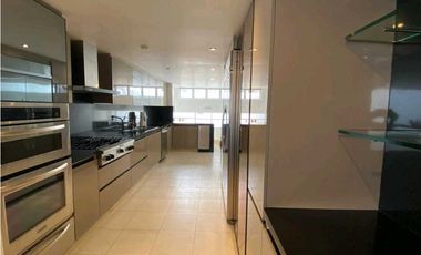 Mejor imposible Arriendo Casa Amoblada Chico Alto, Bogotá