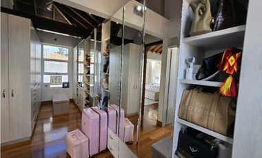 VENTA ESPECTACULAR CASA CAJICA