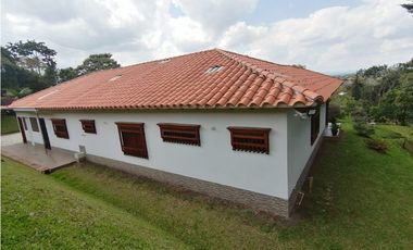VENDO FINCA EN VEREDA EL CERRO-LLANO GRANDE