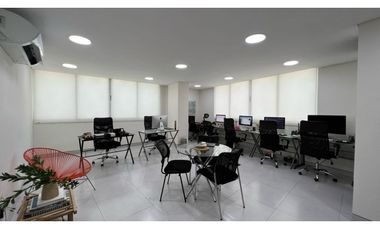 Venta de Oficina, Edf Empresarial, Santa Marta