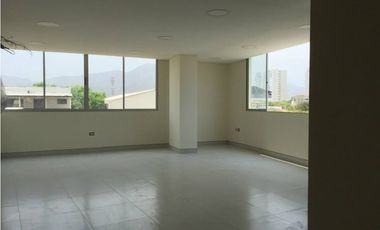 Venta de Oficina, Edf Empresarial, Santa Marta