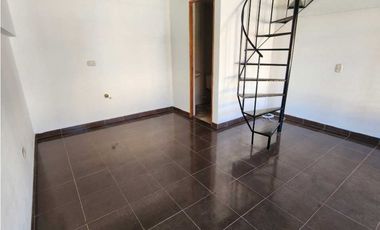 Local para la venta con manzarda