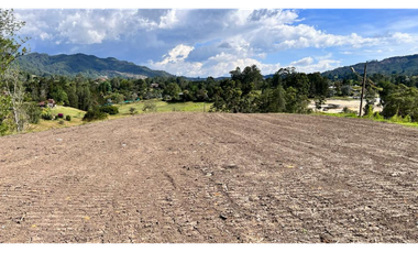 VENTA LOTE EL RETIRO