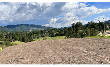 VENTA LOTE EL RETIRO