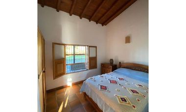 Alquiler Finca Carmen de Viboral son 6400 Mts2 Lote con 5 alcobas