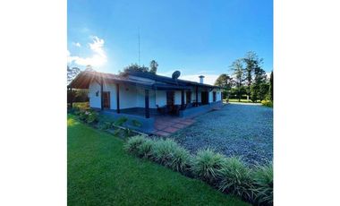 Alquiler Finca Carmen de Viboral son 6400 Mts2 Lote con 5 alcobas