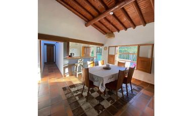 Alquiler Finca Carmen de Viboral son 6400 Mts2 Lote con 5 alcobas