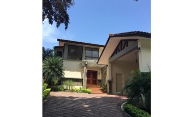 Casa en alquiler Ph Residencial Camino de Cruces Clayton - MJ