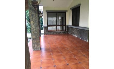 Casa en alquiler Ph Residencial Camino de Cruces Clayton - MJ