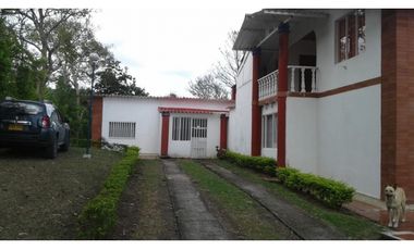 Casa en venta en Silvania con Lote