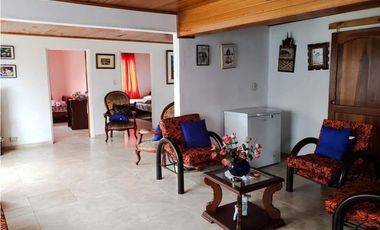 Casa en venta en Silvania con Lote