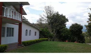 Casa en venta en Silvania con Lote