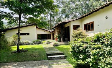 Casa Campestre en venta en La Estrella  - La Tablaza