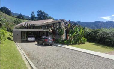 VENDO CASA ENVIGADO ESCOBERO