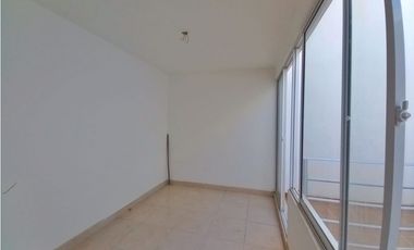 Maat vende Casa urbana, Carlos Lleras-Villeta 198m2 $480Millones