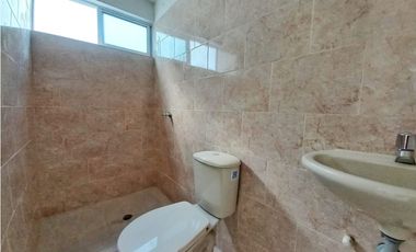 Maat vende Casa urbana, Carlos Lleras-Villeta 198m2 $480Millones