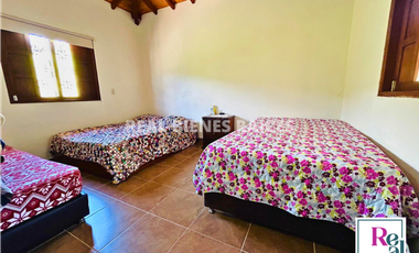 SE VENDE HERMOSA FINCA EN EL CARMEN DE VIBORAL