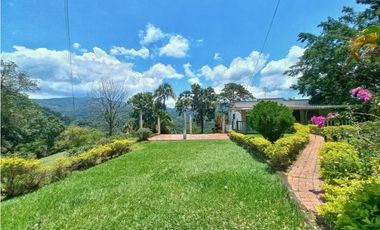 Maat vende finca en vereda Rio dulce-Villeta 6.400m2 $430 Millones