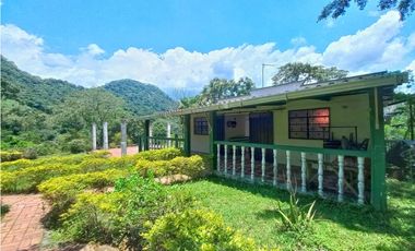 Maat vende finca en vereda Rio dulce-Villeta 6.400m2 $430 Millones