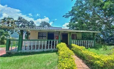 Maat vende finca en vereda Rio dulce-Villeta 6.400m2 $430 Millones